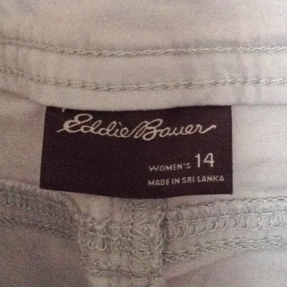 Eddie Bauer Women's Cargo Pants Light Gary Size 14 Casual Pockets Straight Leg - Picture 9 of 10